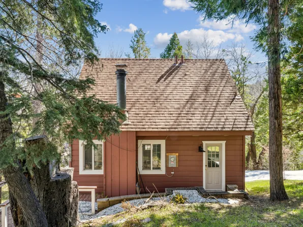 28880 Cedar Dr, Lake Arrowhead, CA 92352