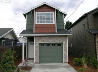 9028 SE Pine St, Portland, OR 97216