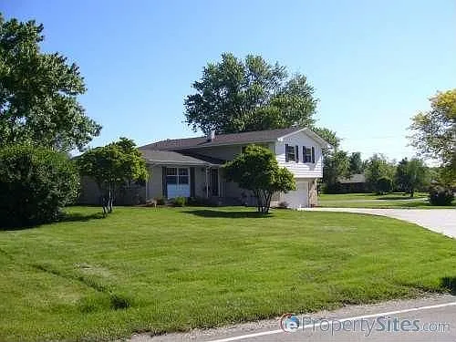 500 61st St photo 1