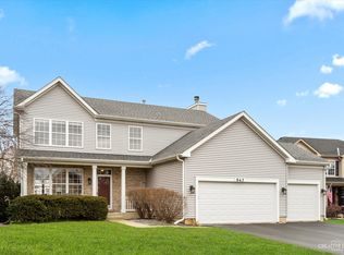 843 Spring Creek Cir, Naperville, IL 60565