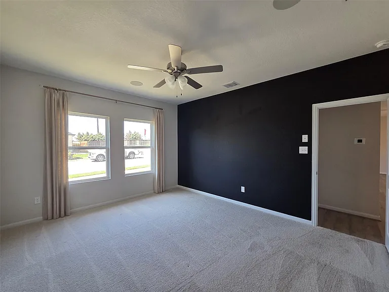 8902 Grand Western — Photo 4