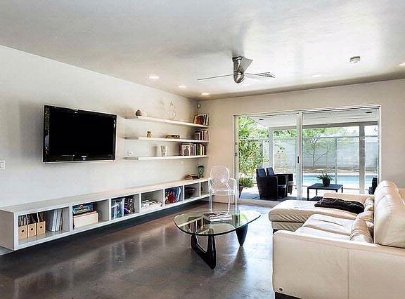 5th image of 3427 E Mariposa St