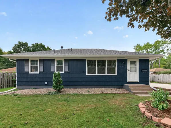 5307 66th Ave N, Brooklyn Center, MN 55429