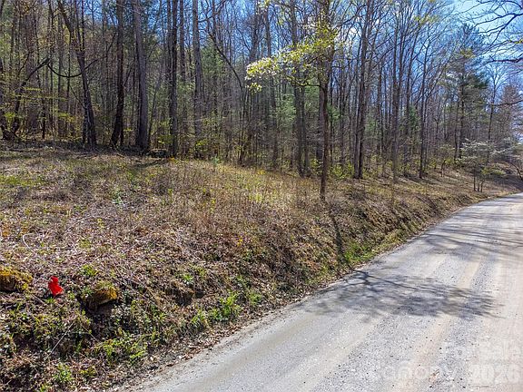 5th image of 306 Cedar Creek Farm Rd