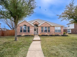 305 Sandy Ln, Royse City, TX 75189