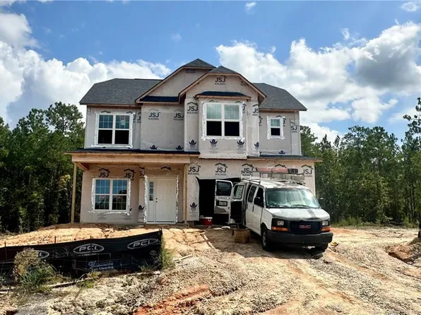 270 Collier Gate St, Linden, NC 28356