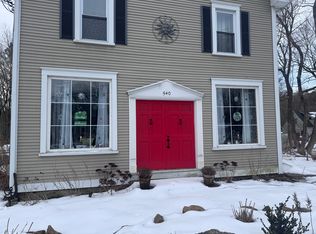 540 Field Hill Rd FLOOR 2, Clayville, RI 02815