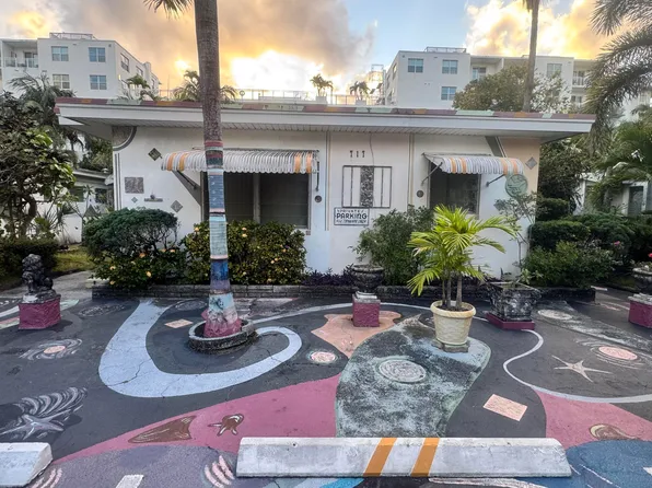 717 NE 5th Ave APT 2, Fort Lauderdale, FL 33304