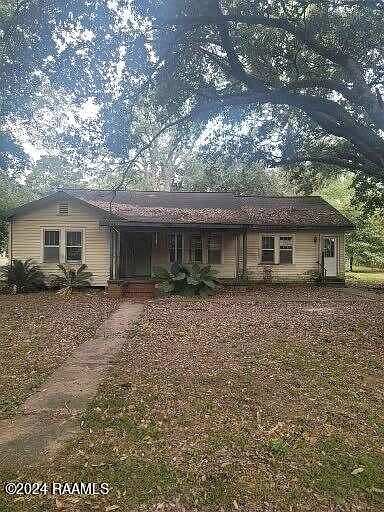 1st image of 116 Manuel St