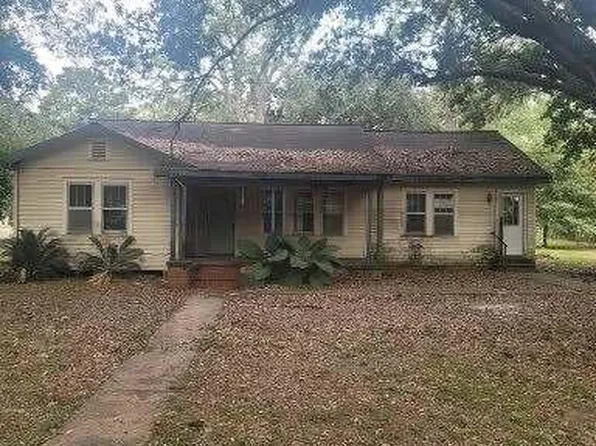 116 Manuel St, Ville Platte, LA 70586