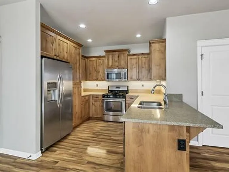 20774 NE Sierra Dr — Photo 4