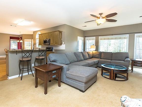 4th image of 5042 Winding Hills Ln