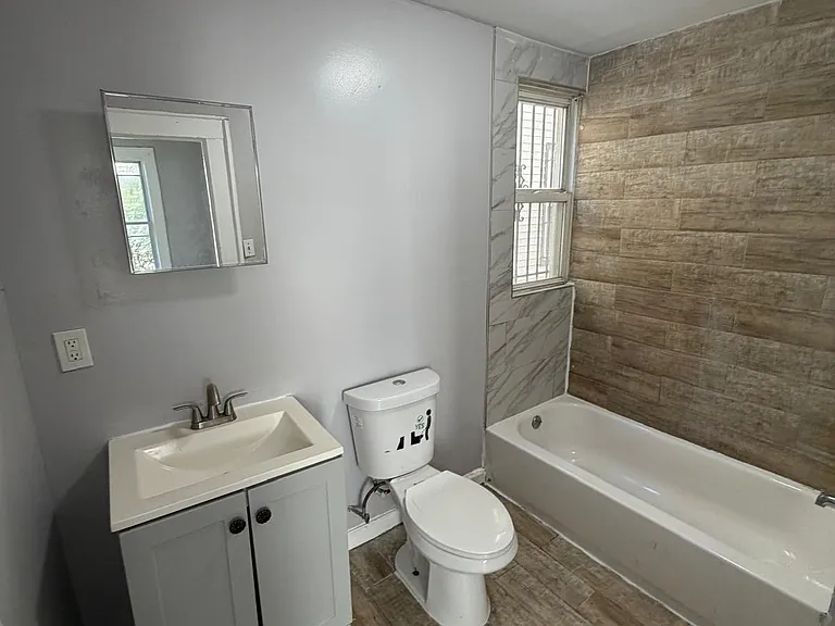 51 Washington Ave #1 — Photo 5