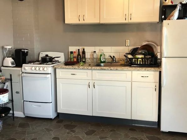 46 Clarke St #3