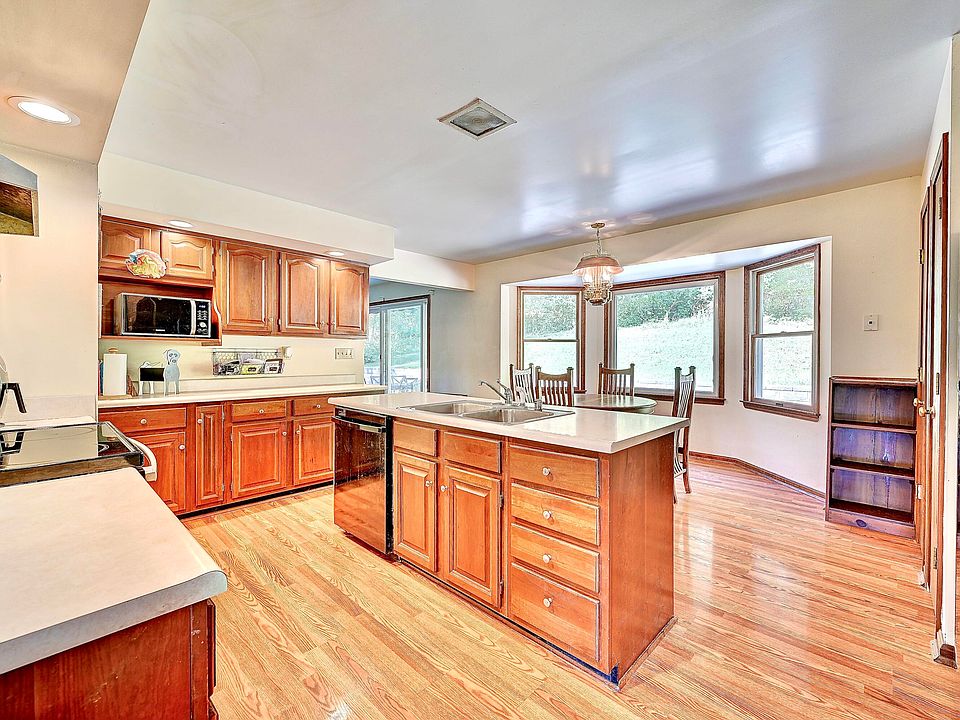 4669 Rabbit Hash Rd, Union, KY 41091 | Zillow
