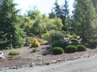 836 Holbeck Dr, Camano Island, WA 98282
