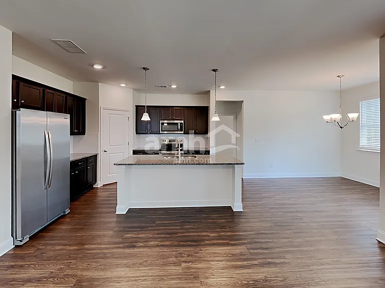 421 Tributary Ln — Photo 5