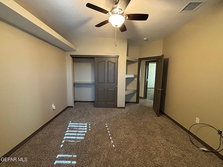 5724 Valley Lilac Ln — Photo 35