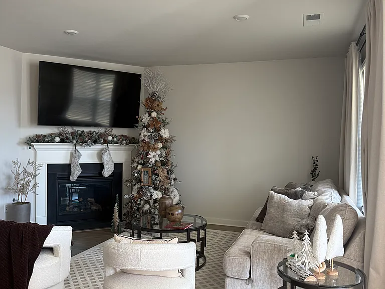 659 Ballard Dr — Photo 10