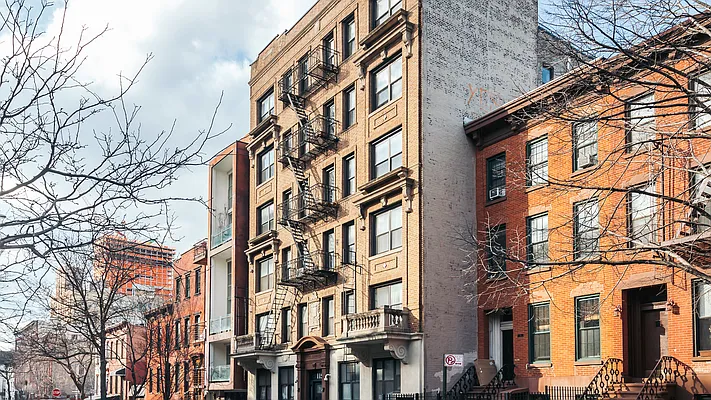 Rented by Nooklyn NYC LLC | media 13