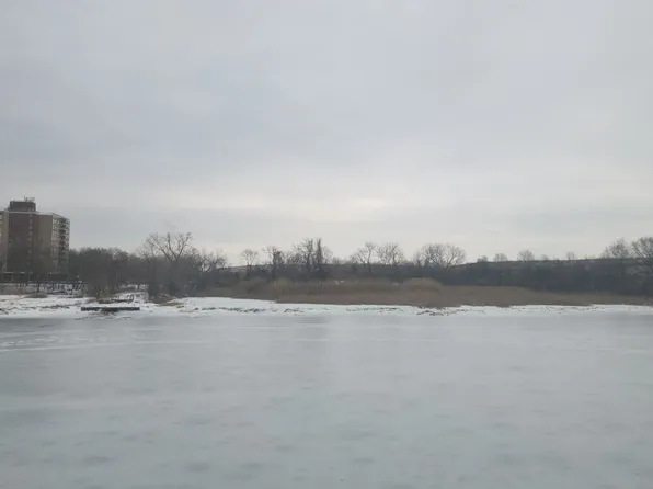 108-43 Seaview Avenue image 1 of 2