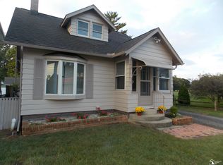 215 Cole Rd, Monroe, MI 48162