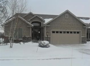 22687 Timberstone Dr, Elkhart, IN 46514