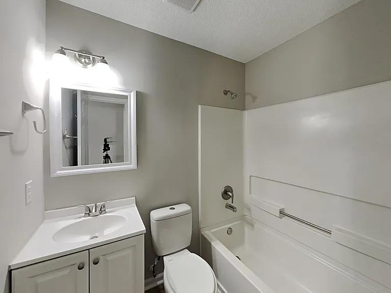 3617 Abercromby Dr — Photo 14