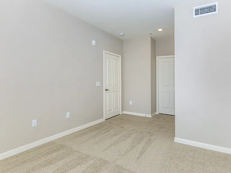 Los Alamitos Luxury Apartments — Photo 56