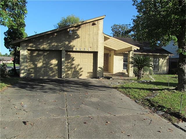 1st image of 6634 Casablanca Dr