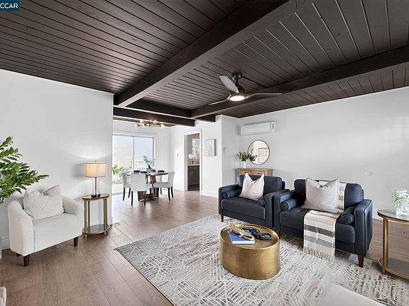 5th image of 1838 Overhill Rd