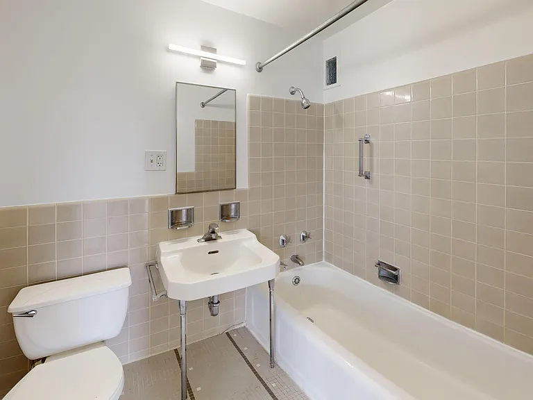Parkmerced Apartments — Photo 107