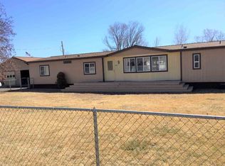 518 W 1st St, Dorris, CA 96023