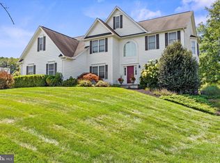 833 Stonybrook Ln, Lewisberry, PA 17339