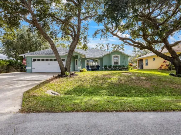 841 Williamson Avenue, Sebastian, FL 32958