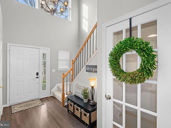 3rd image of 21508 Thornhill Pl