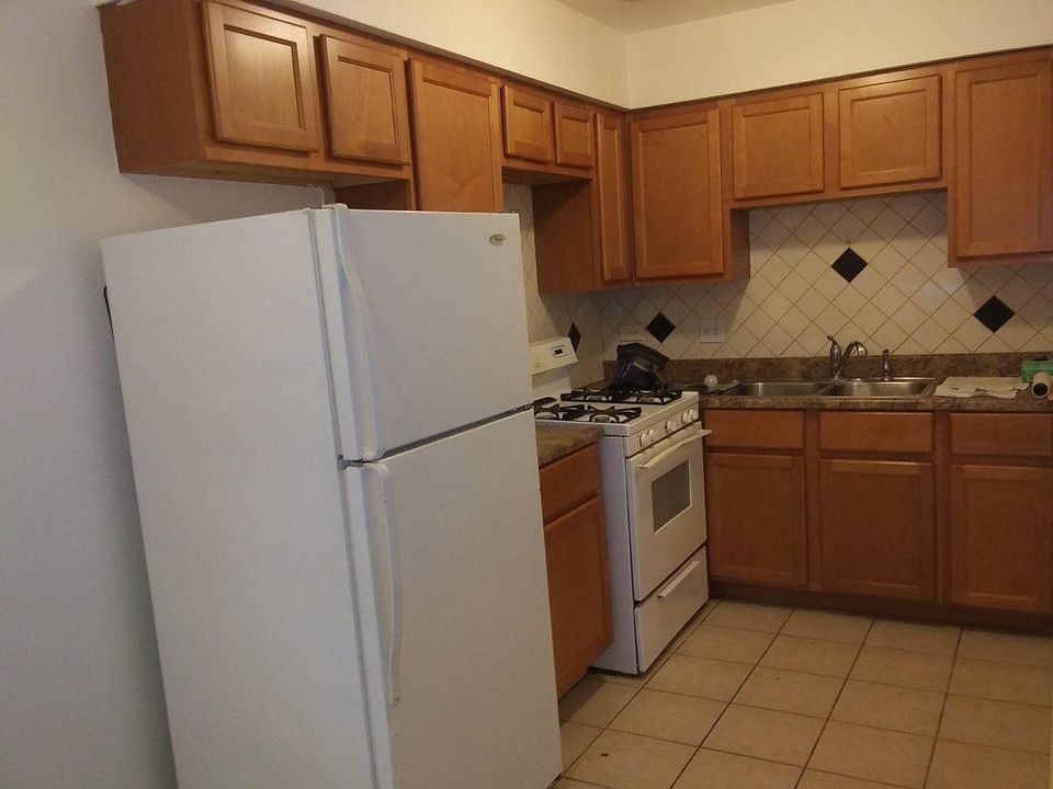 1st image of 427 N Hamilton Ave