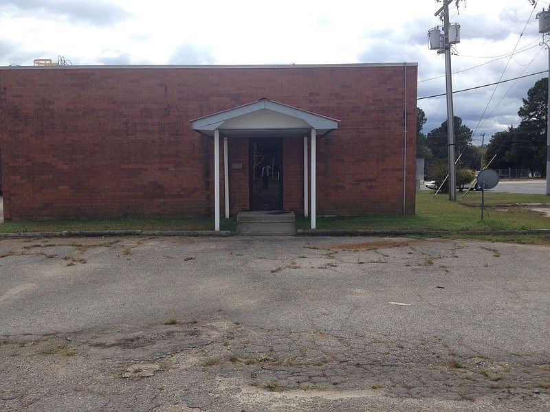 2nd image of 800 W Green St #B