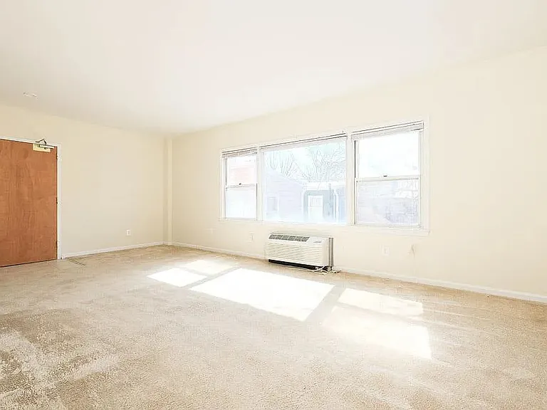 219 S Payne St #201 — Photo 2