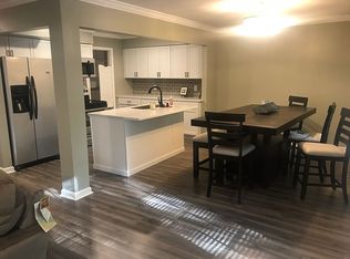 11550 Village Ln, Evansville, IN 47725