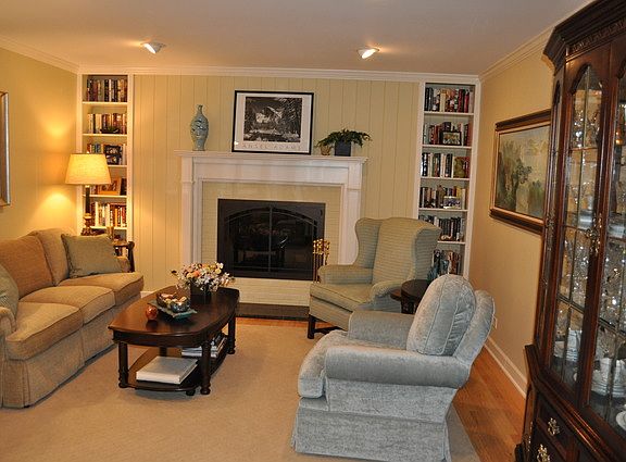 4th image of 619 S Dwyer Ave