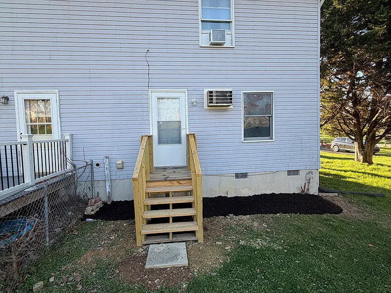 110 Lakeridge Dr — Photo 16