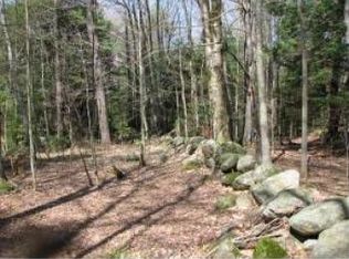 2 Cate Rd, Deerfield, NH 03037
