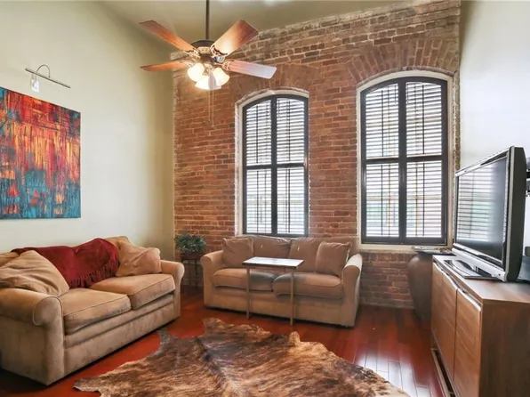 700 Commerce St APT 216, New Orleans, LA 70130