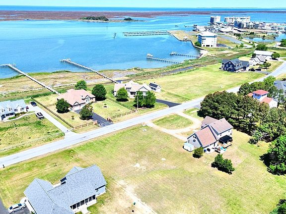5th image of 18 Hammock Point Rd