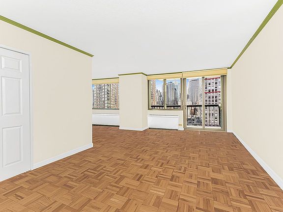 4th image of 300 E 54th St APT 10D