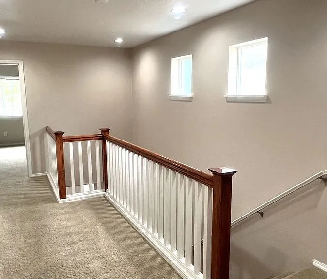 1008 SE Bacarra St — Photo 14