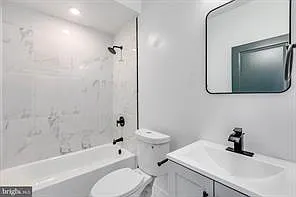 1221 W Lehigh Ave #C — Photo 11