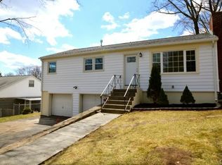 965 Old Town Rd, Bridgeport, CT 06606