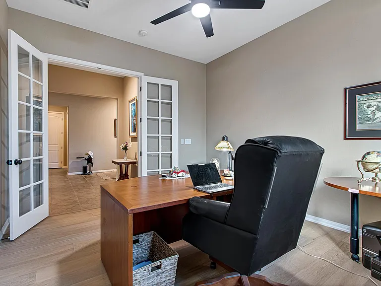 10930 Krista Leigh Ave — Photo 10